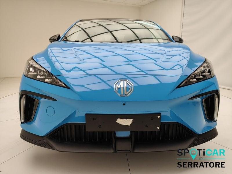 MG MG4 EV 77kwh EDU 2WD LUX LHD heat pump BLACK Brighton Blue + Black