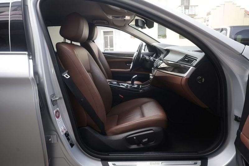 BMW Serie 5 525d Luxury Touring Unicoproprietario