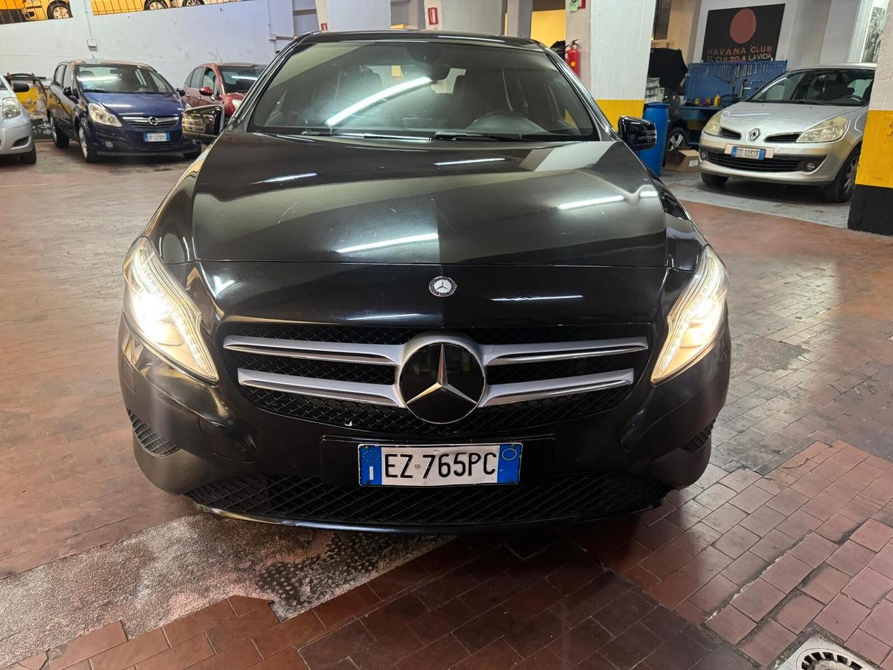 Mercedes-benz A 200 d Automatic Sport