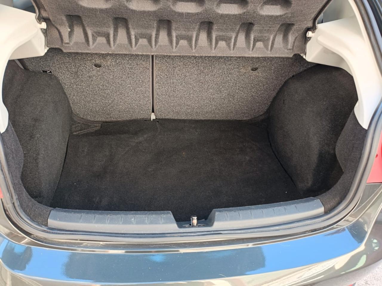 Seat Ibiza 1.4 5p. Reference