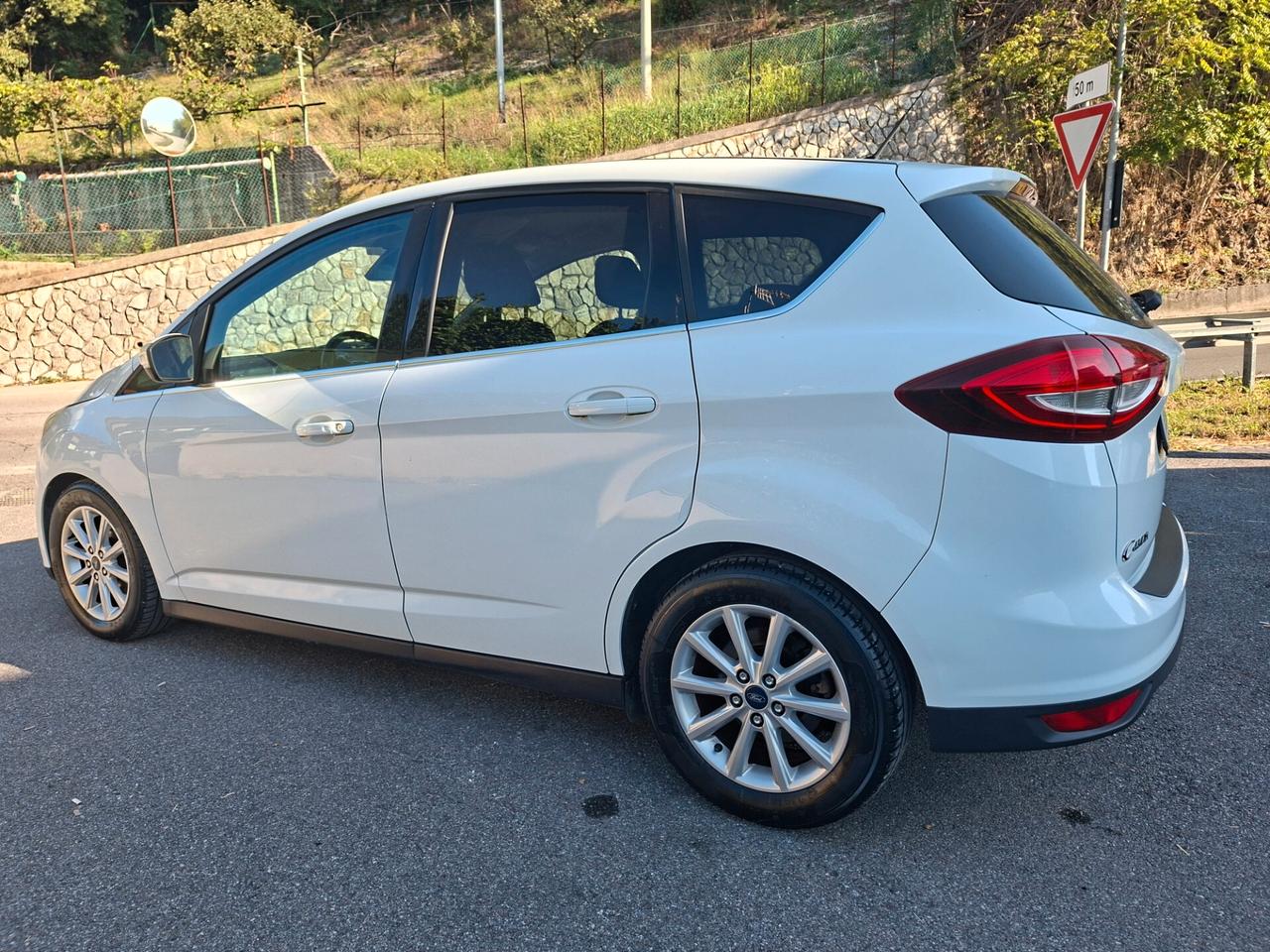 Ford C-Max 1.0 BENZINA / EURO 6B / DA NEOPATENTATI