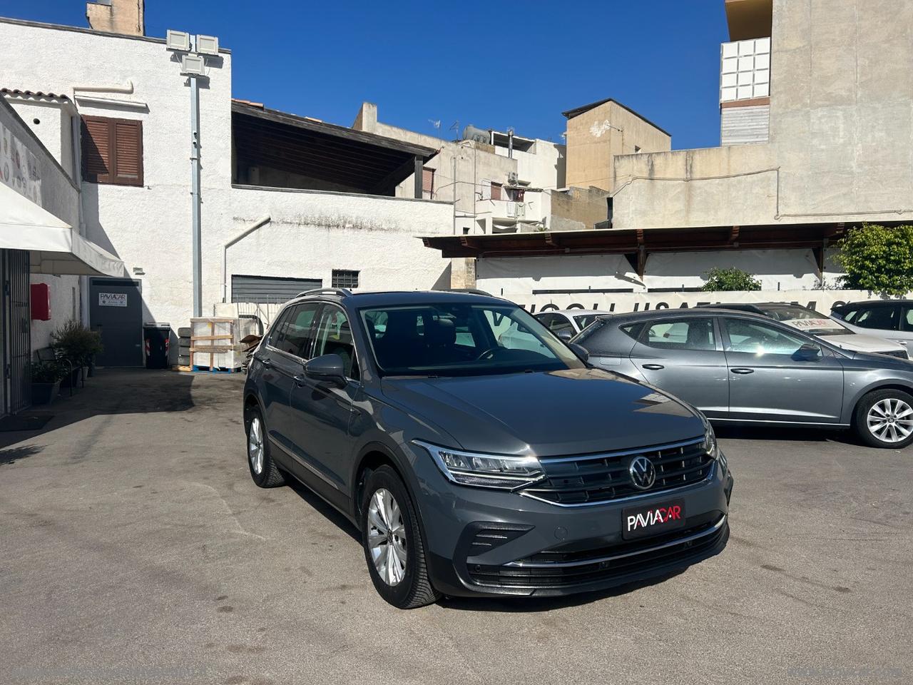 VOLKSWAGEN Tiguan 2.0 TDI 4MOTION Advanced BMT