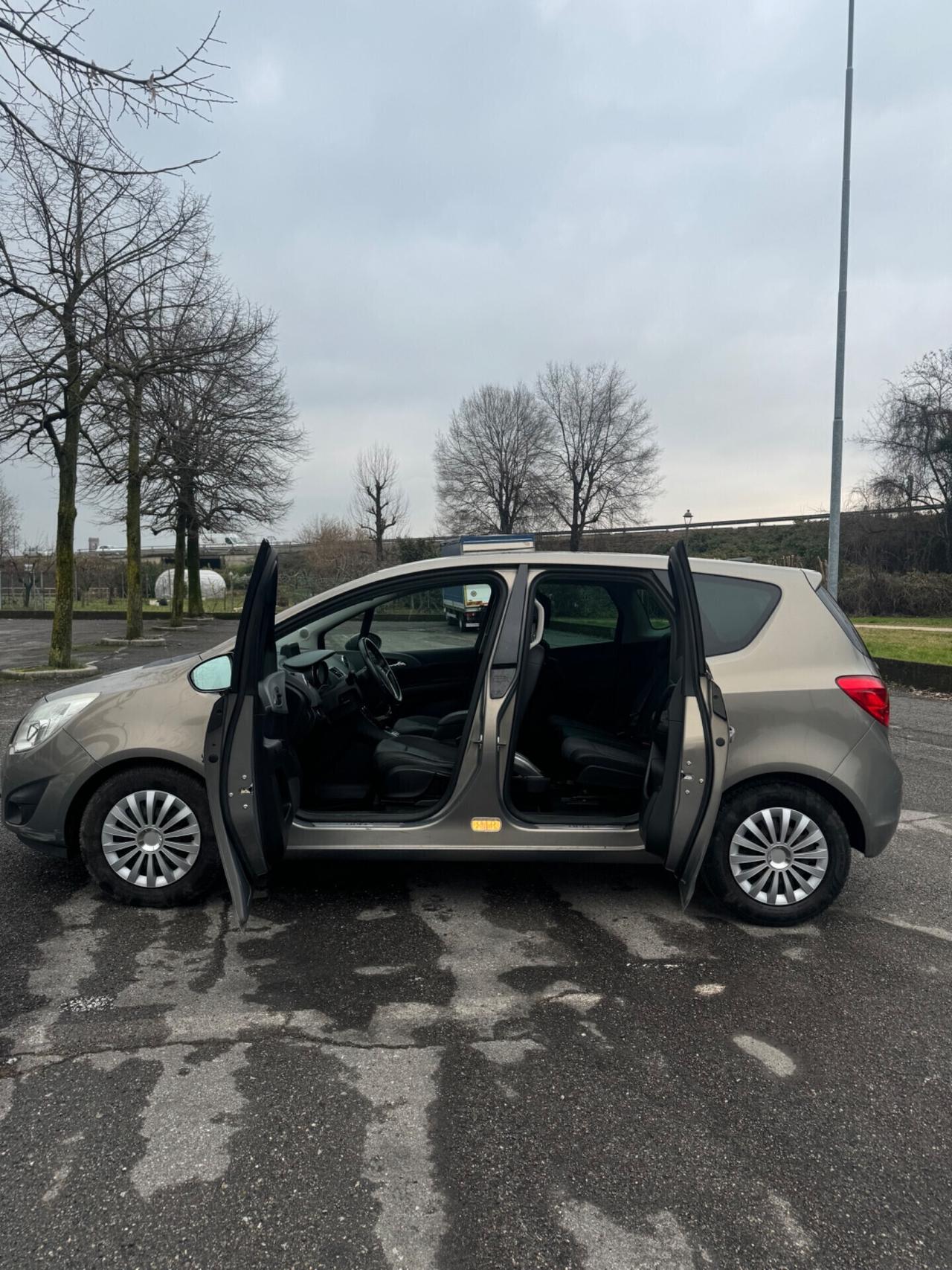 Opel Meriva 1.4 turbo cosmo