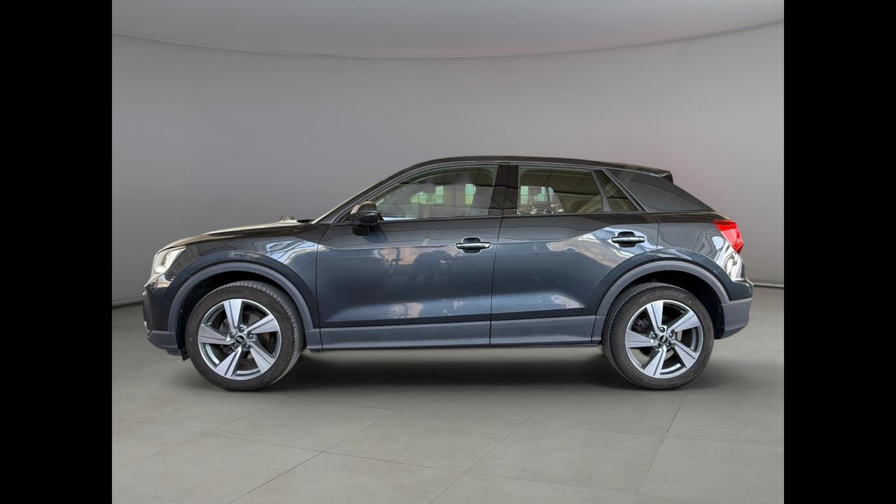 AUDI Q2 I 2021 - Q2 30 1.0 tfsi Admired