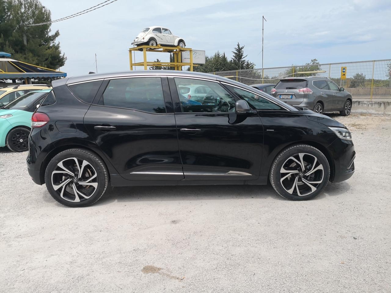 Renault Scenic S&S dCi 8V 110 CV EDC Energy Bose. IVA INCLUSA NEL PREZZO