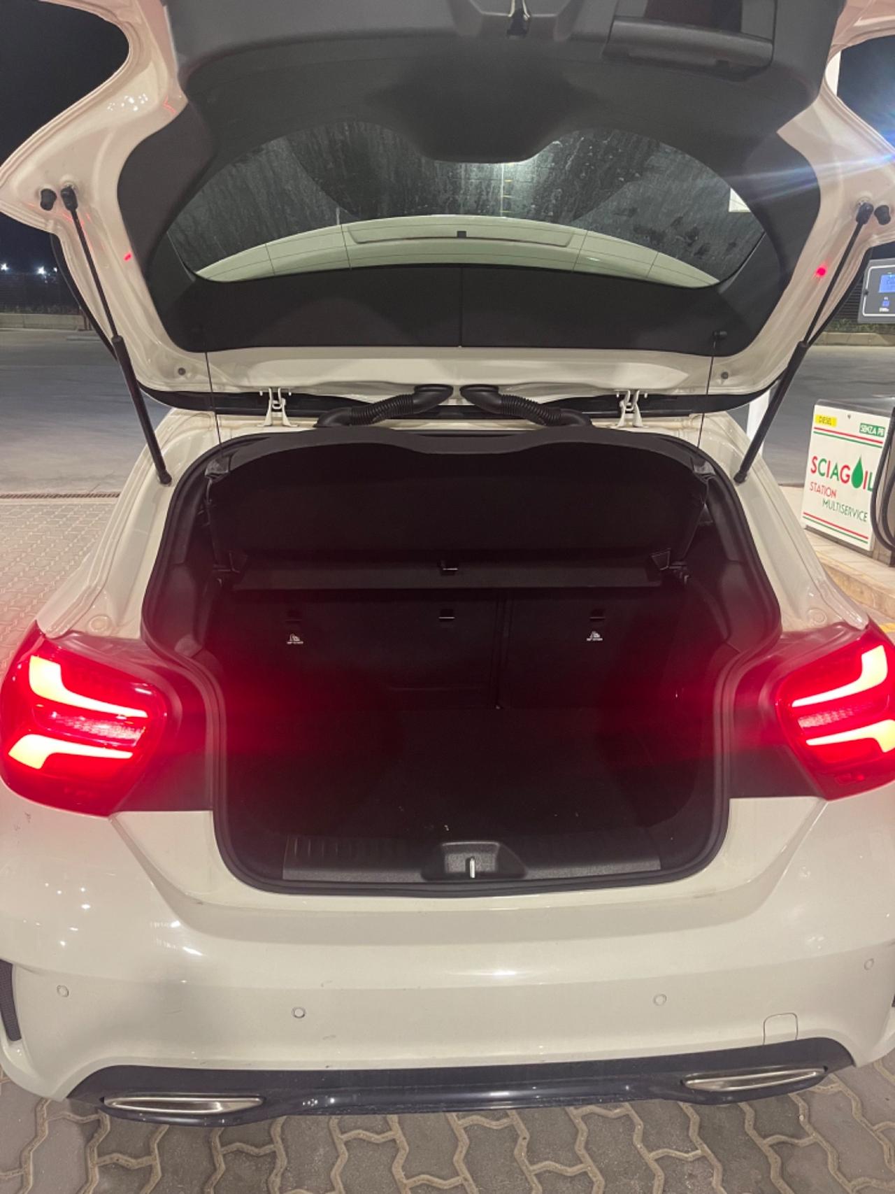 Mercedes-benz A 180 A 180 d Automatic Premium