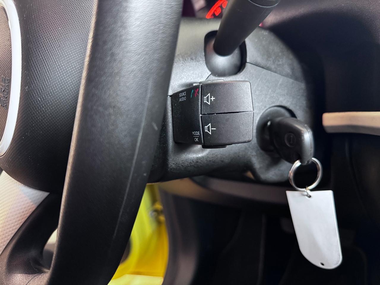 Renault Twingo 1.0 SCe Live