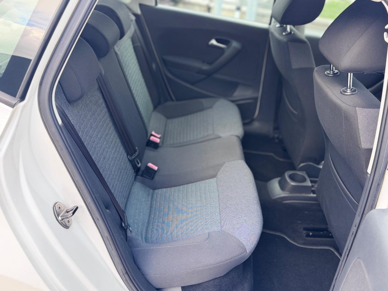 VW Polo 1.2 Benzina 70cv 99.000km - Neopatentati