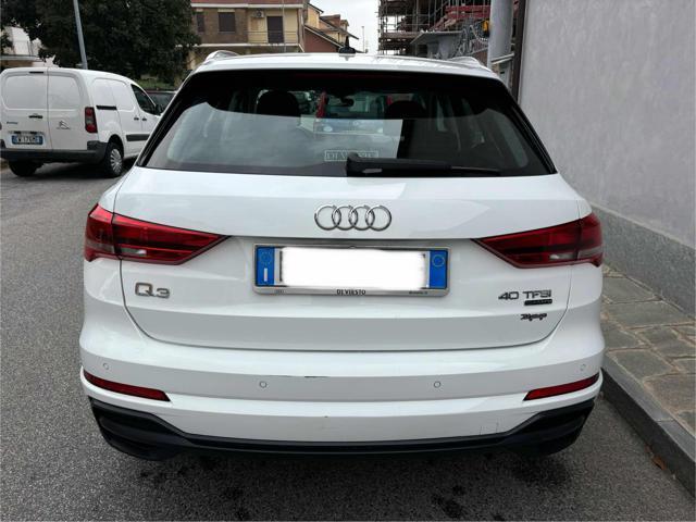 AUDI Q3 40 TFSI quattro S tronic S line edition