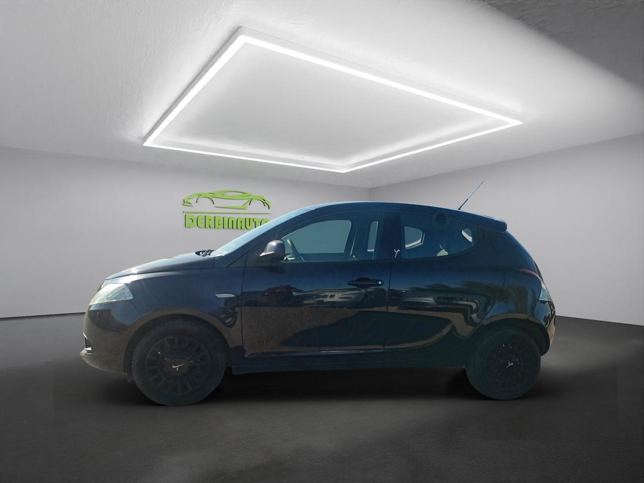Lancia Ypsilon 1.2 69 CV 5 porte GPL Ecochic Gold