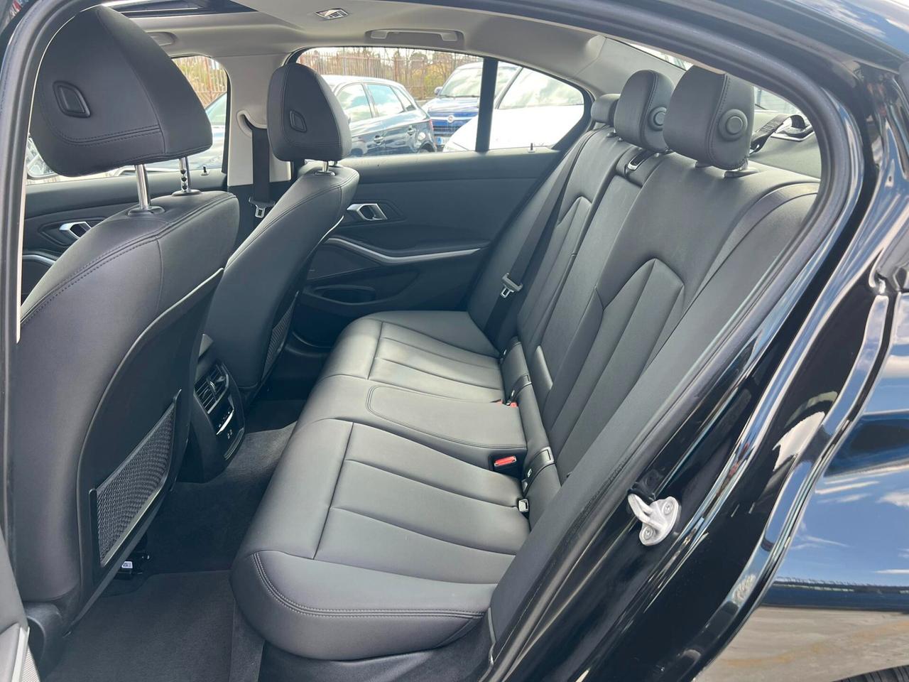 Bmw 318 BMW 318D 136CV 6M -TETTO A-HARMAN K-PELLE