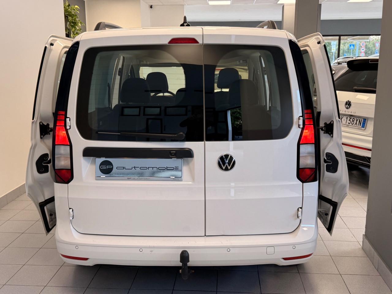 Volkswagen CADDY 2.0 TDI 122CV 5 POSTI IVA ESPOSTA