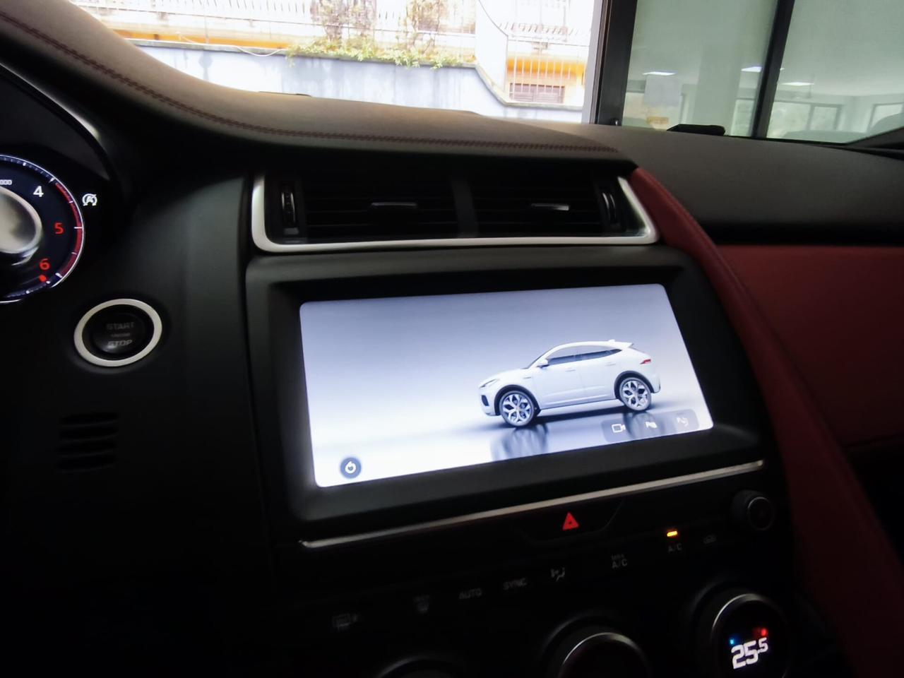 Jaguar E-Pace 2.0D 240 CV AWD aut. R-Dynamic HSE