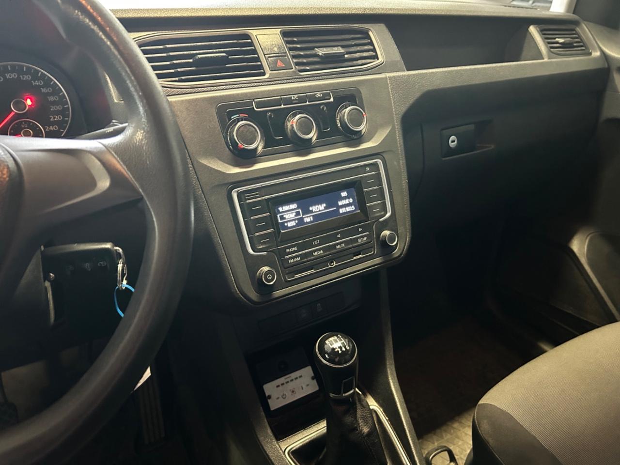 Volkswagen Caddy 4Motion 2.0 TDI 122 CV Gancio traino