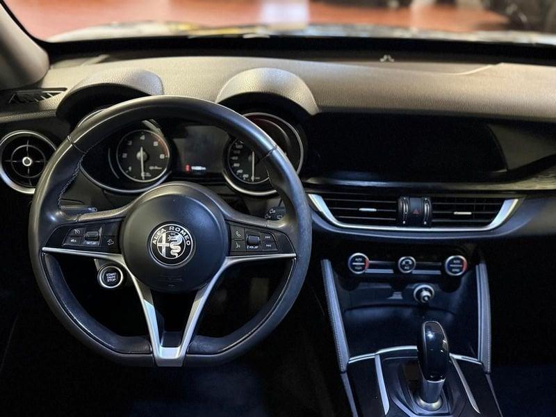 Alfa Romeo Stelvio Stelvio 2.2 Turbodiesel 180 CV AT8 Q4 Business