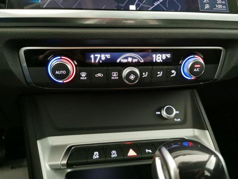 Audi Q3 35 1.5 tfsi Business Advanced s-tronic