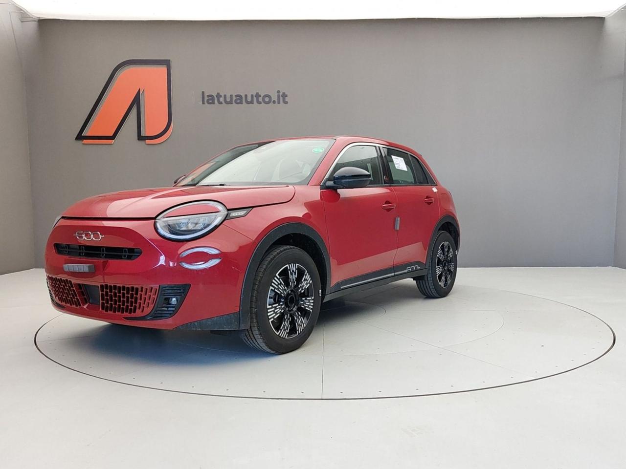 FIAT 600 IV 2023 600E RED 156CV