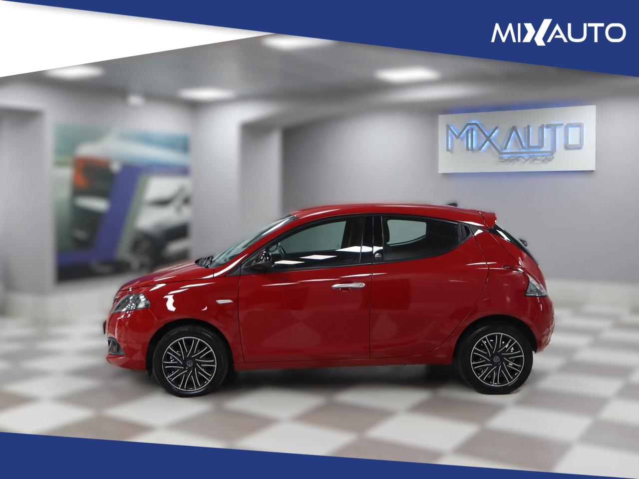 Lancia Ypsilon 1.0 Firefly Hybrid UnYca Ecochic