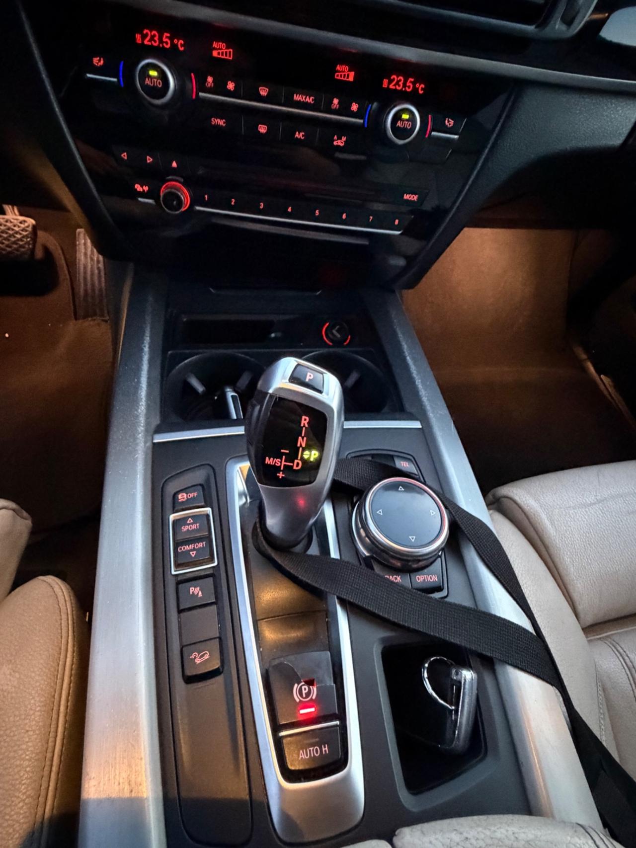 Bmw X5 xDrive30d 258CV Luxury