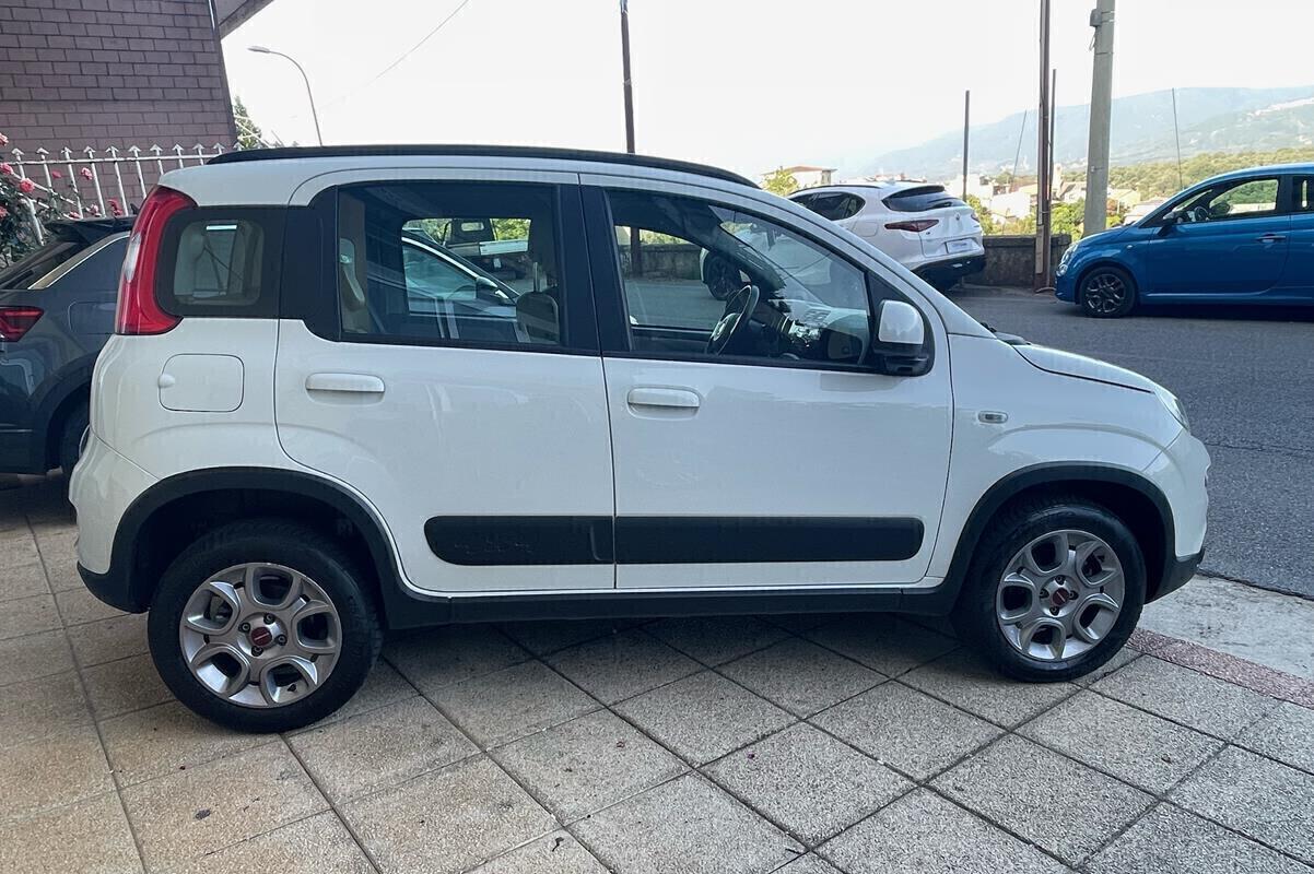 Fiat Panda 1.3 MJT 95 CV S&S 4x4 Euro 6B ELD / Clima / Cerchi lega Auto Impeccabile