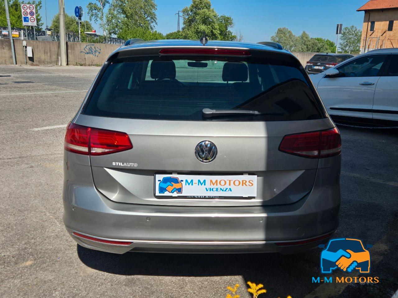 Volkswagen Passat Variant 2.0 tdi Highline 150cv