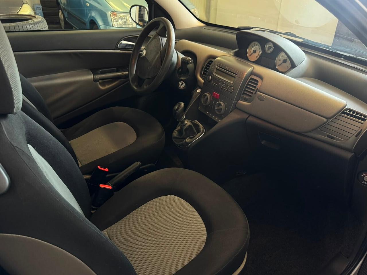 Lancia Ypsilon 1.2 Oro