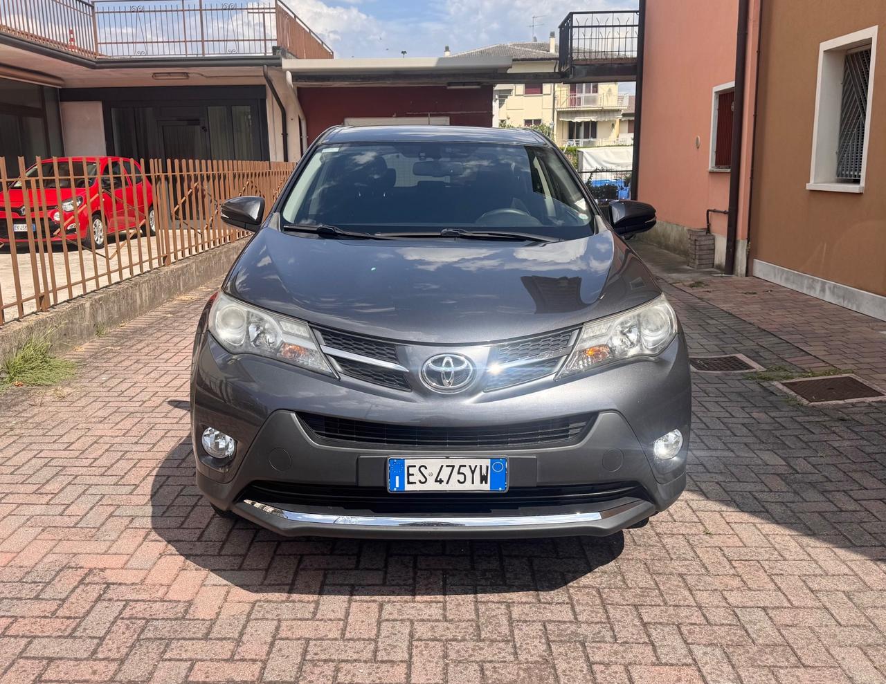 Toyota RAV 4 2.0 D4D Ok Neopatentati