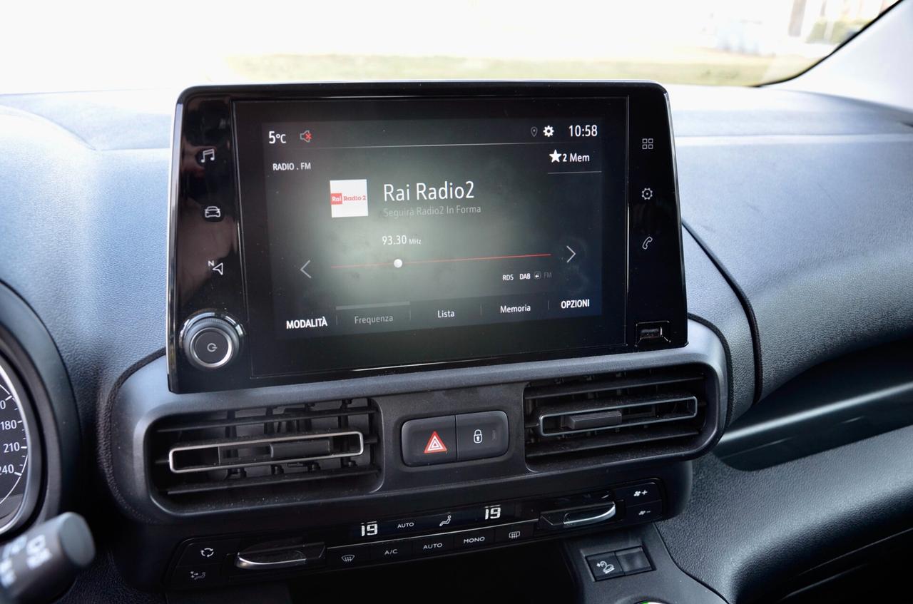 OPEL COMBO LIFE 1.5d 131cv, AUTO PARI AL NUOVO, UNICO UTILIZZATORE, PREZZO REALE