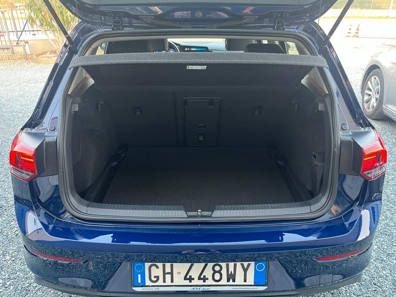 Volkswagen Golf 2.0 TDI DSG Life 02/2022 KM 81156