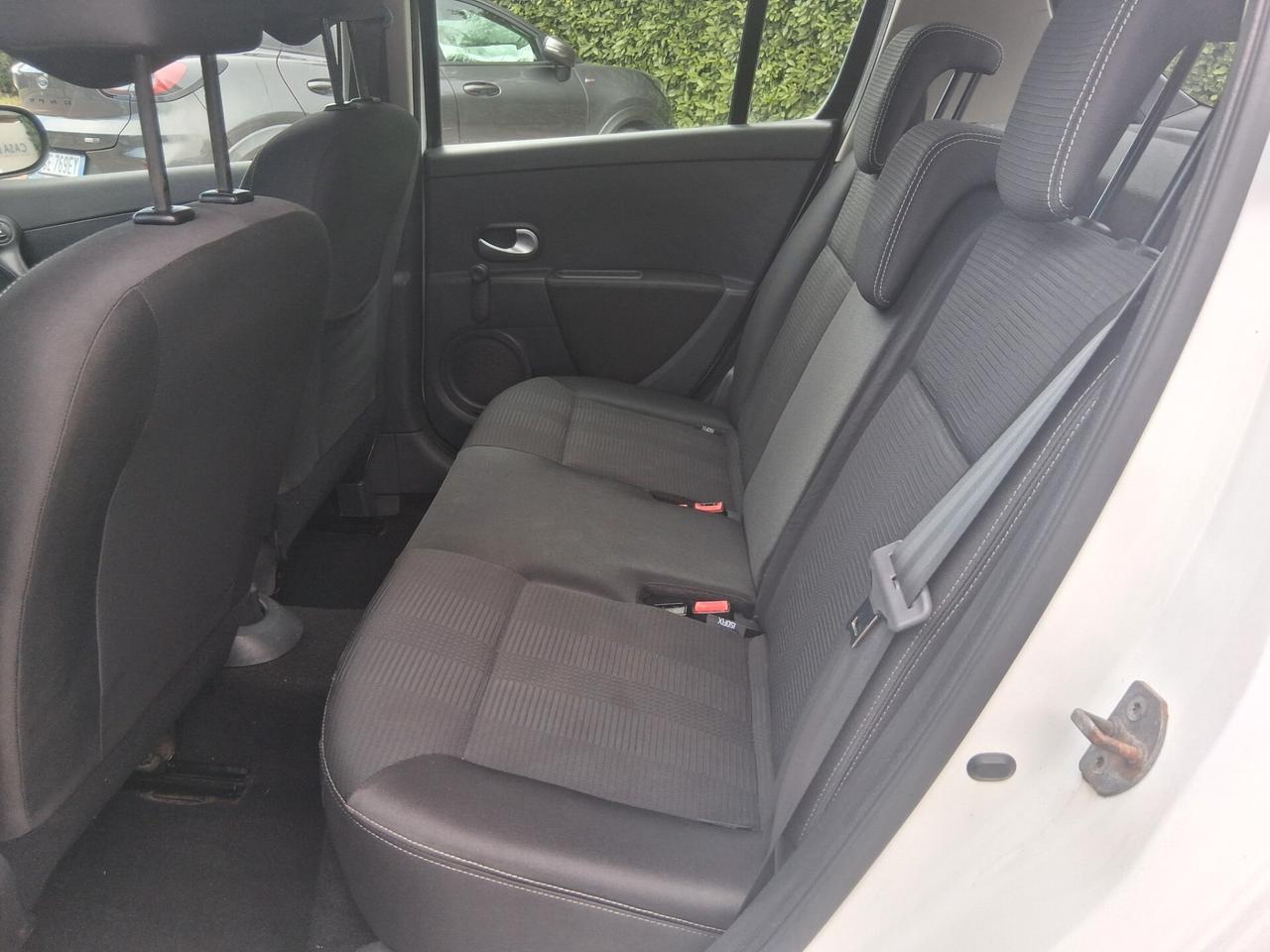 Renault Clio 1.2 16V 5 porte GPL Dynamique