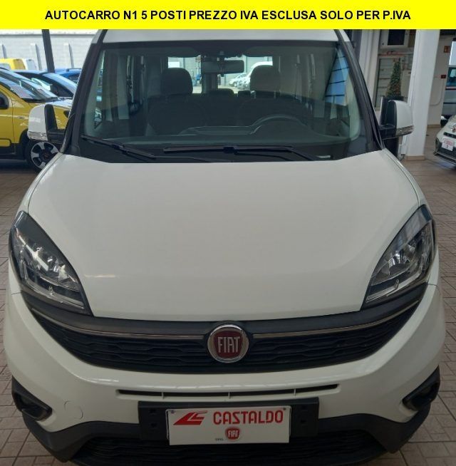 FIAT Doblo Dobl�� 1.6 MJT 105CV AUTOCARRRO 5 POSTI