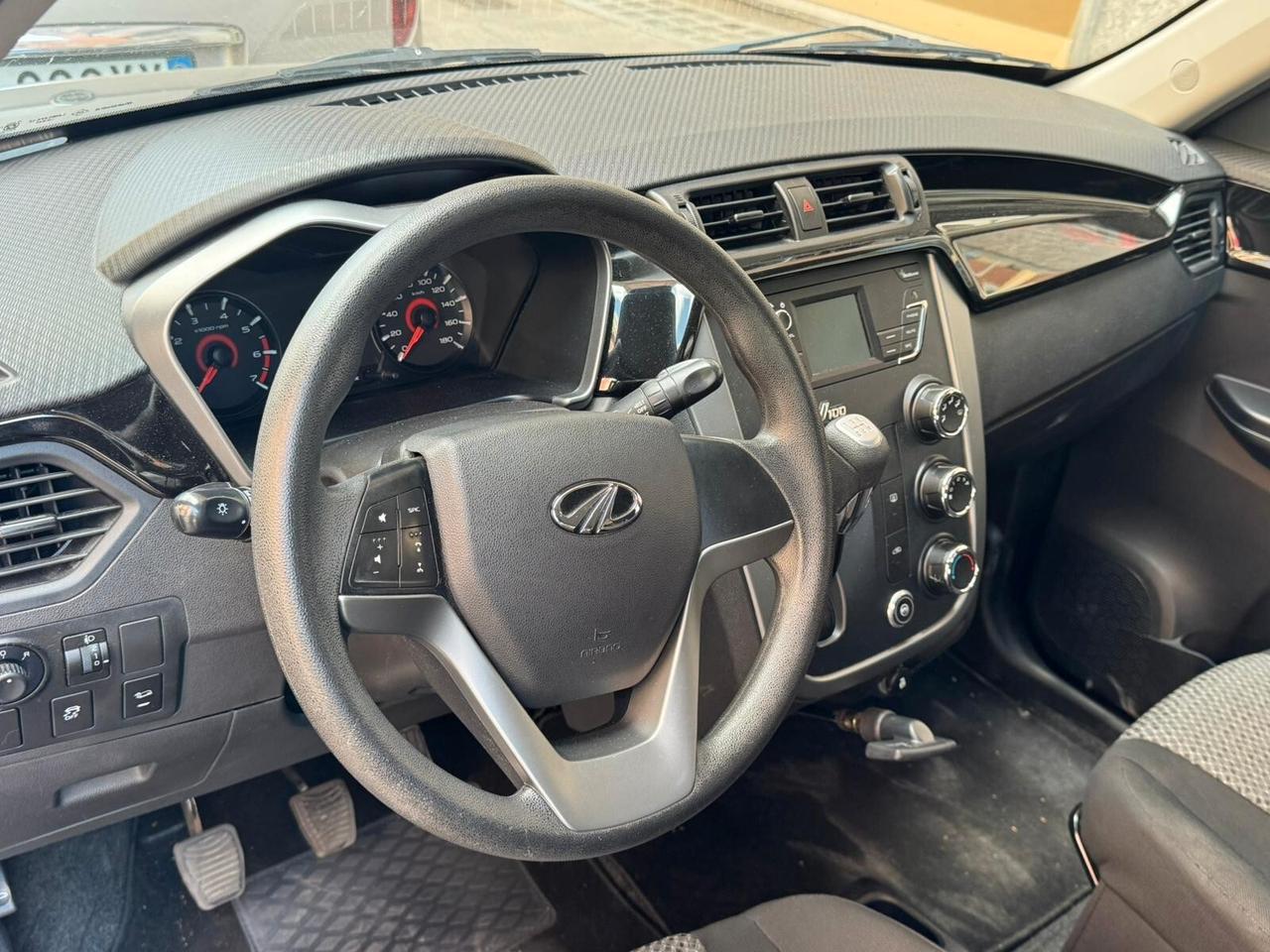 Mahindra KUV100 1.2 VVT M-Bifuel(GPL) K6+