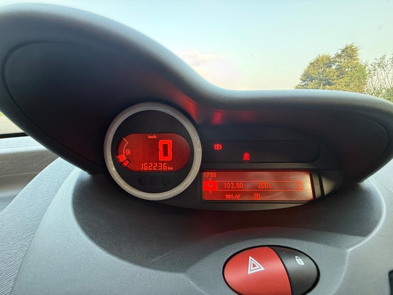 Renault Twingo 1.2 16V LEV Miss Sixty