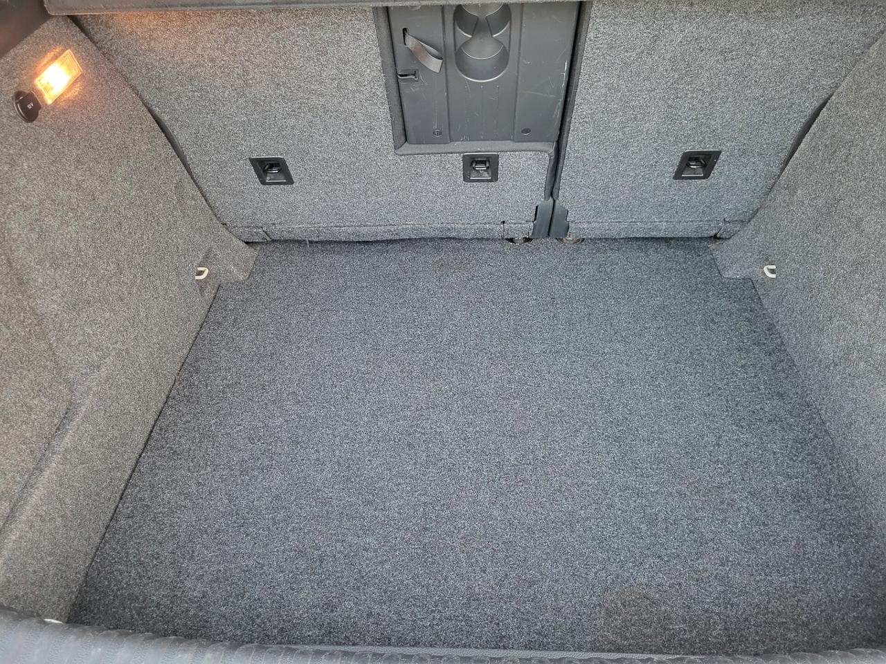 Volkswagen Tiguan 2.0 16V TDI DPF Sport & Style (18°)