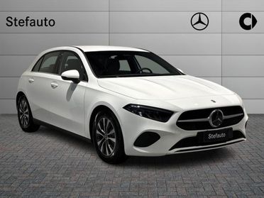 MERCEDES-BENZ A 180 d Automatic Advanced