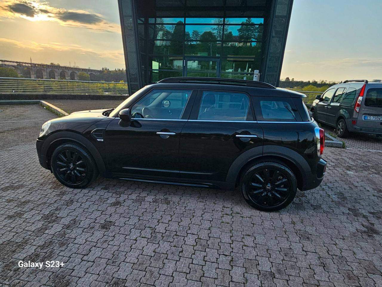 Mini neopatentati VALUTIAMO USATO/SCAMBIO/NOLEGGIO