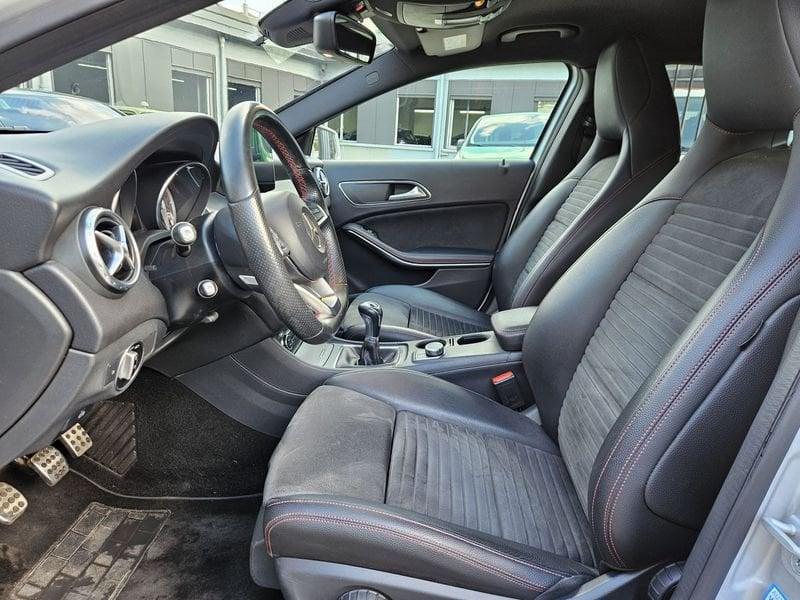 Mercedes-Benz GLA GLA 200 Premium
