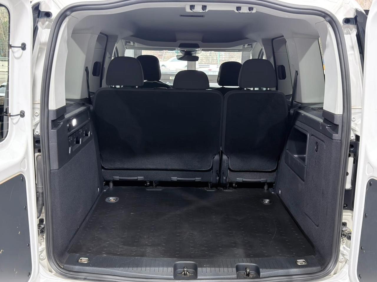 VW CADDY KOMBI 2.0TDI 122cv 4MOTION 5P 90.000KM