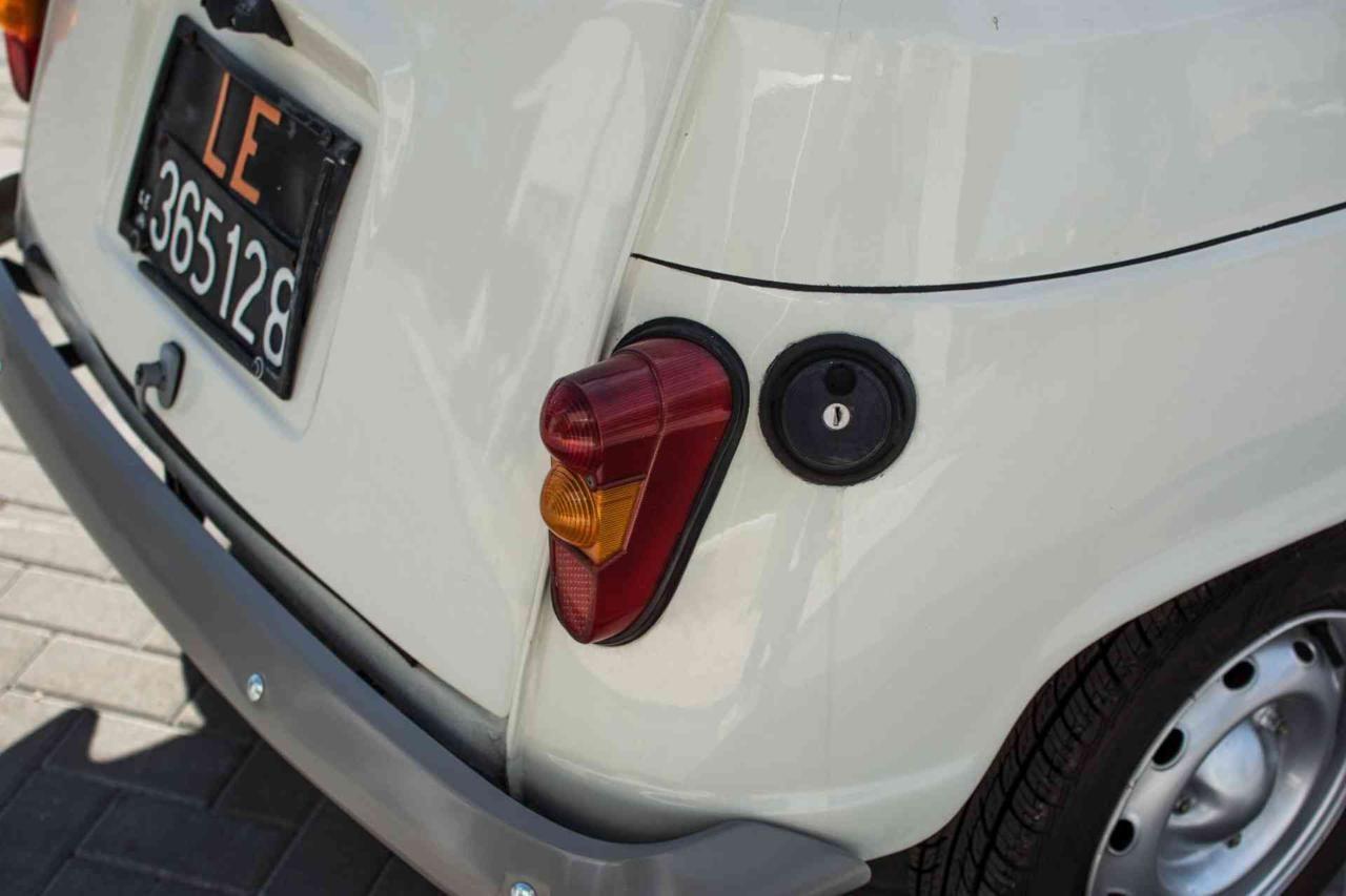 Renault R 4 RENAULT 4