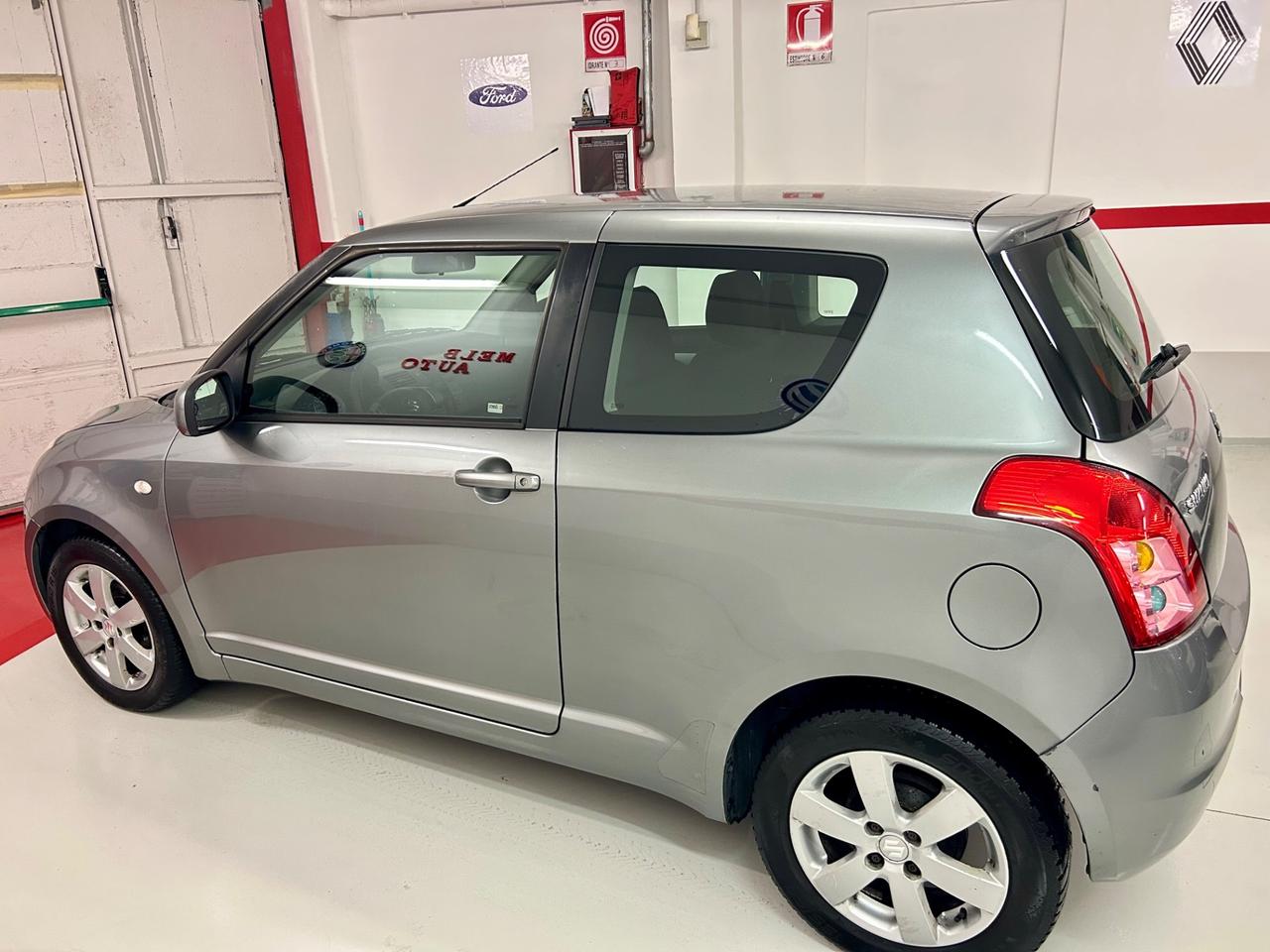 Suzuki Swift 1.3 3p. GL Safety Pack