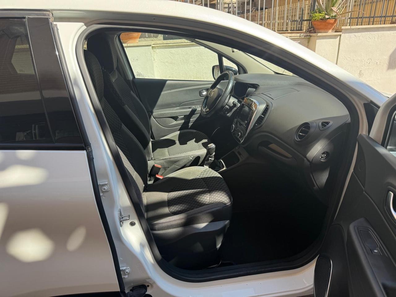 RENAULT Captur dCi 8V 110CV S&S Energy Intens