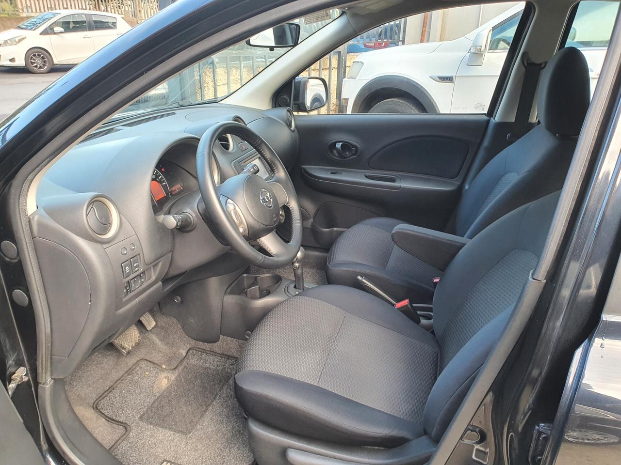 Nissan Micra 1.2 Cambio automatico