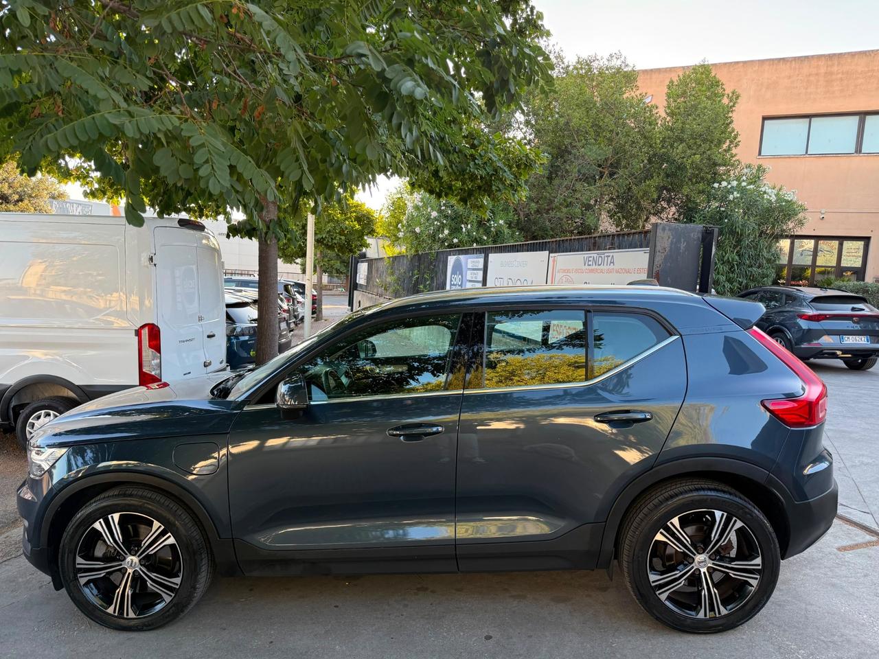 VOLVO XC40 km. 64.000! T5 Plug-in Hybrid