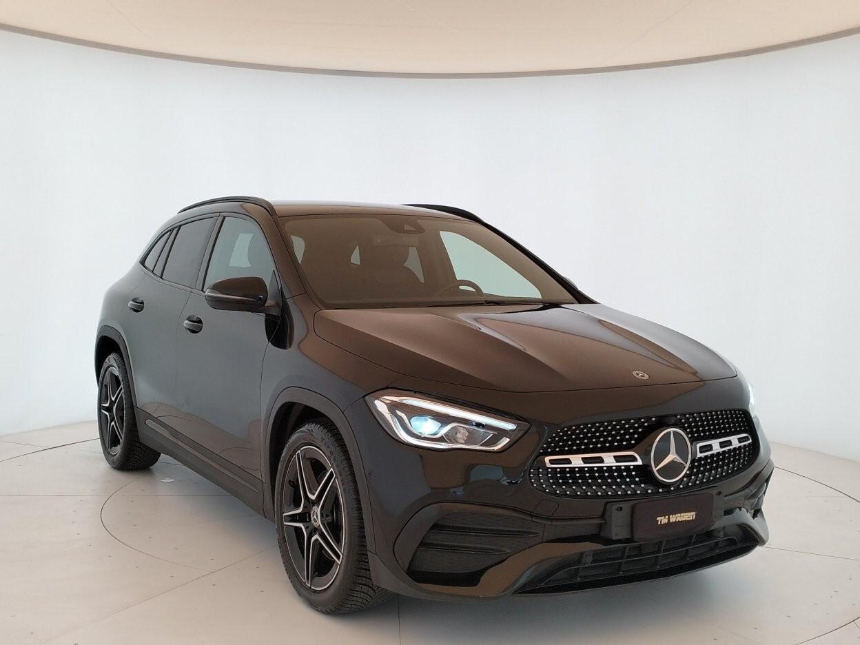 Mercedes-Benz GLA 180d Premium auto - PACCHETTO AMG - PACCHETTO NIGHT