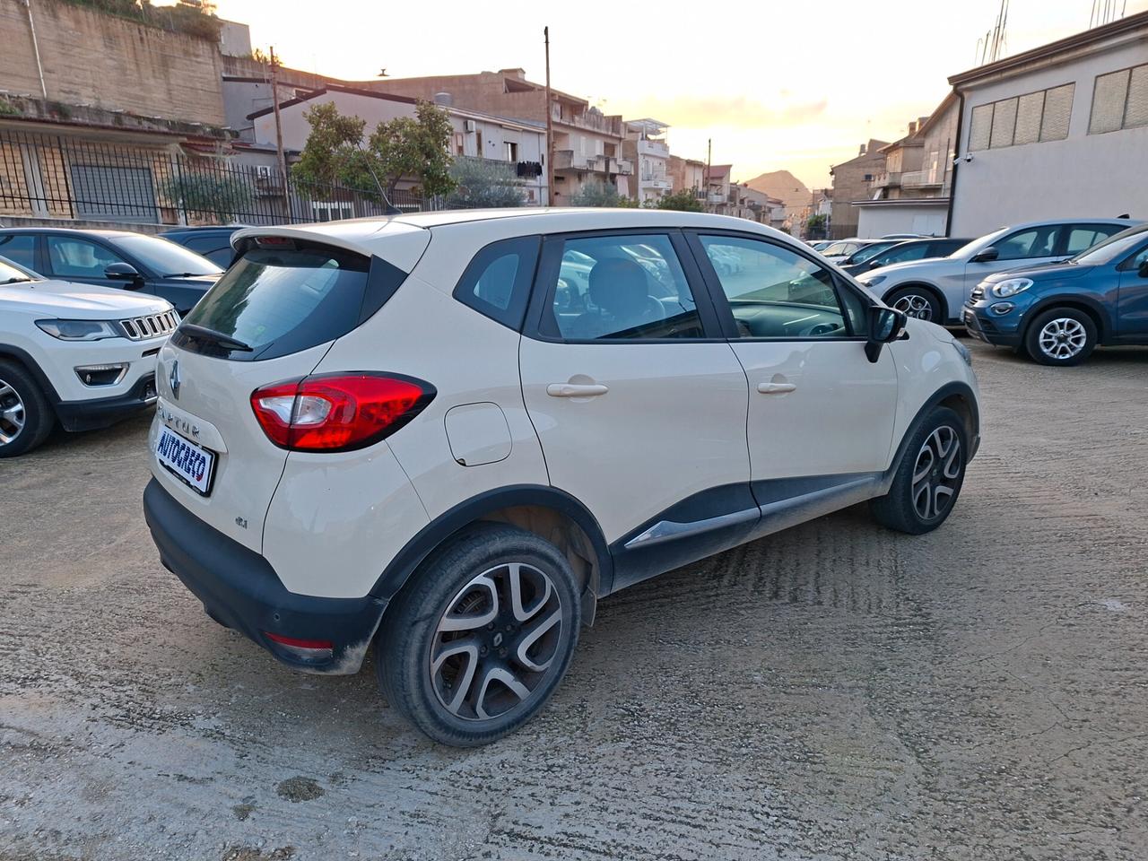 Renault Captur 1.5 dCi 8V 90 CV EDC Start&Stop Iconic
