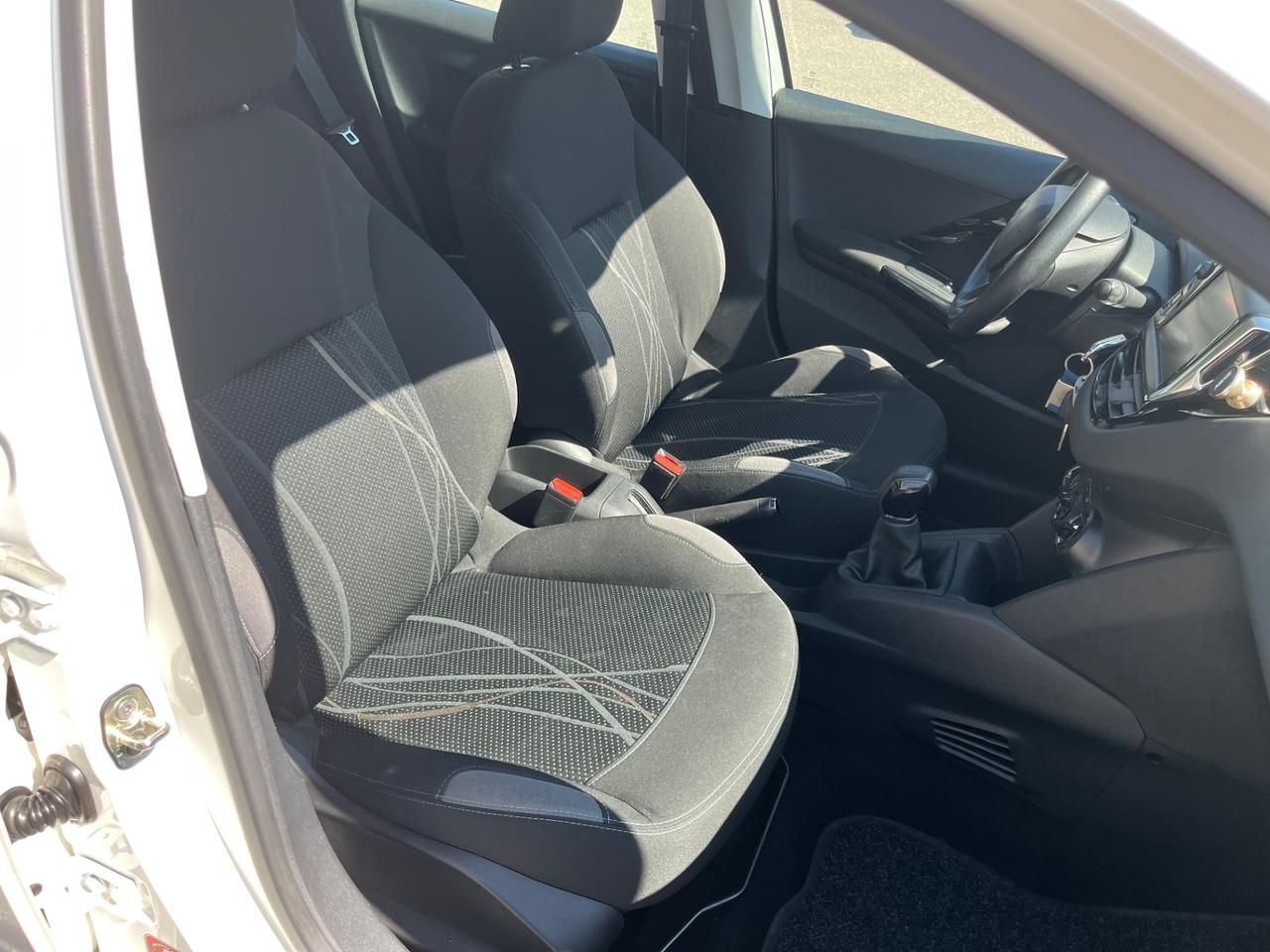 Peugeot 208 1.2 5 porte Active