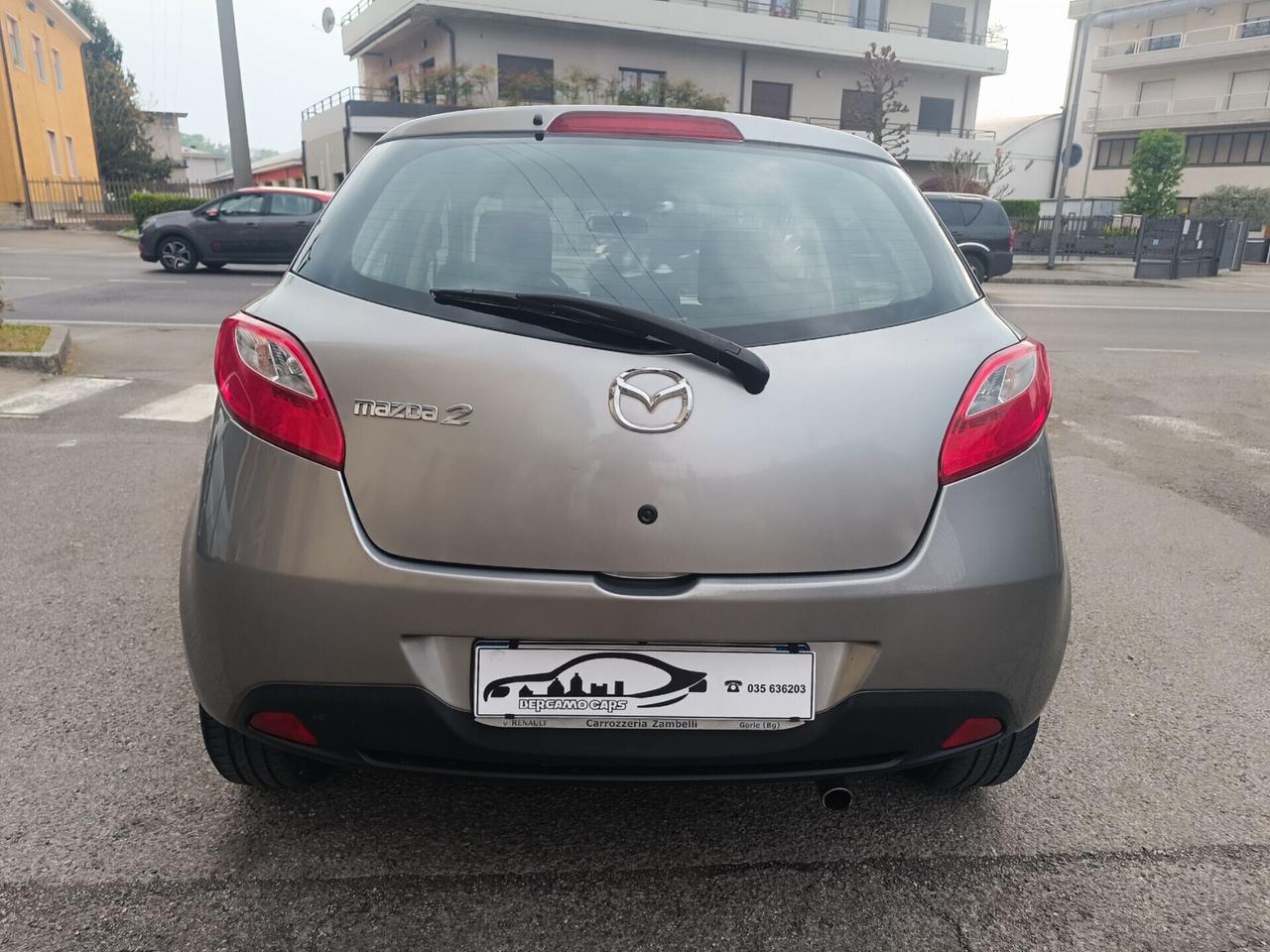 Mazda 2 1.3 75CV TRENDY CERCHI LEGA COMANDI AL VOLANTE