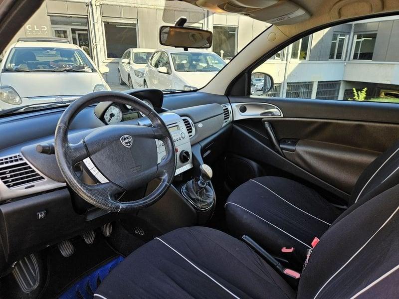 Lancia Ypsilon Ypsilon 1.4 8v Argento ecochic Gpl