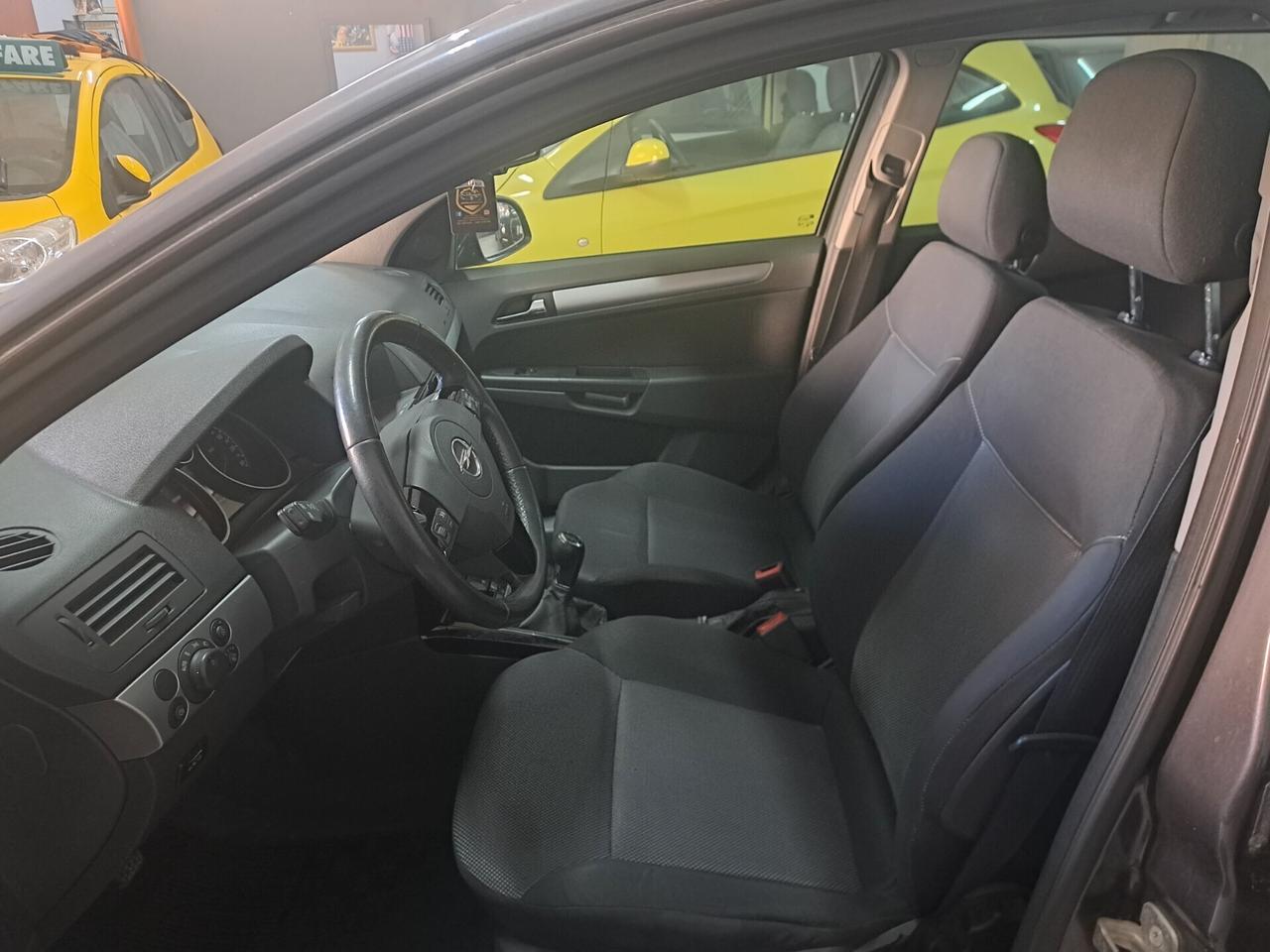 Opel Astra Opel astra 1.6 sw gpl 2010