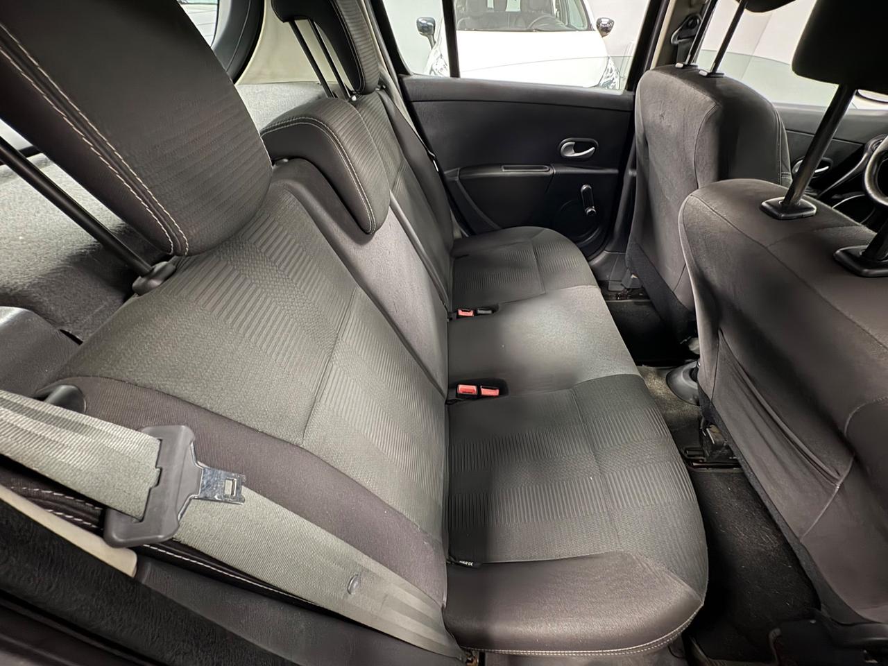 Renault Clio 1.5 dCi 75CV anno 2011 neopatentati